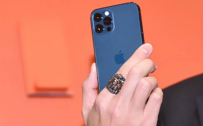 金安苹果手机维修分享iPhone12系列重启方法教程 